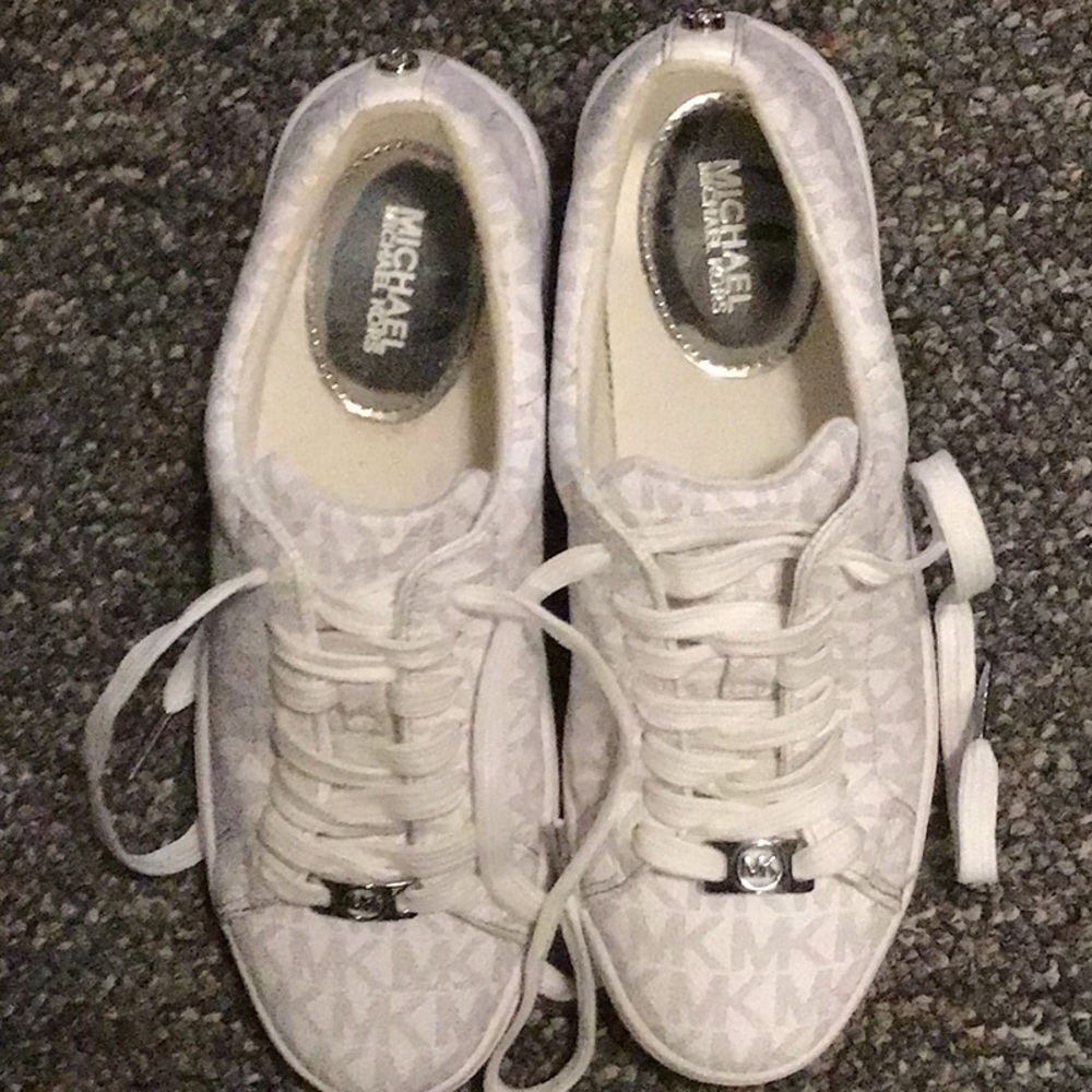 Michael Michael Kors Leather Logo Sneakers